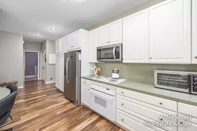 2126 S Cross Creek Drive SE, Grand Rapids, MI 49508 - Photo 17