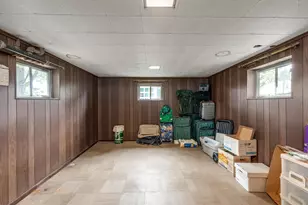 18710 Common Rd, Roseville, MI 48066 - Photo 21