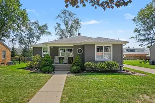 34 E 30th St, Holland, MI 49423 - Photo 1