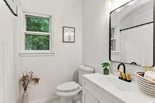432 E Baldwin Ave, Watervliet, MI 49098 - Photo 27