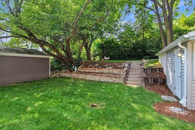 815 Sunrise Court, Ann Arbor, MI 48103 - Photo 25