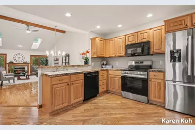 1834 Cross Bend Street NE, Grand Rapids, MI 49505 - Photo 11