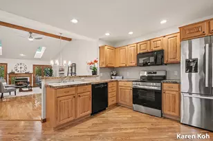 1834 Cross Bend St NE, Grand Rapids, MI 49505 - Photo 11