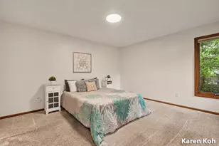 1834 Cross Bend St NE, Grand Rapids, MI 49505 - Photo 15