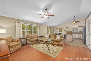 6615 Beech Creek Dr, Fruitport, MI 49415 - Photo 11