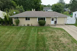 3324 Brooklyn Ave SE, Grand Rapids, MI 49508 - Photo 3
