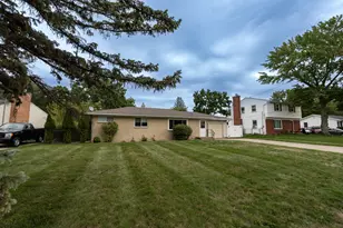 3324 Brooklyn Ave SE, Grand Rapids, MI 49508 - Photo 1