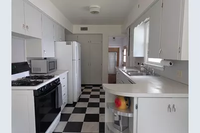 2456 College Avenue NE, Grand Rapids, MI 49505 - Photo 9