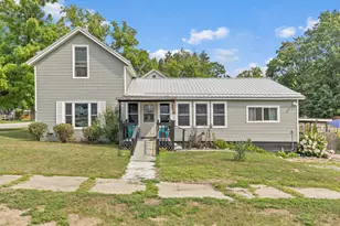 602 N Pine St, Evart, MI 49631 - Photo 1
