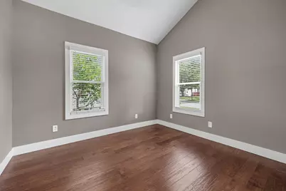 327 Lewis Street, Rockford, MI 49341 - Photo 23