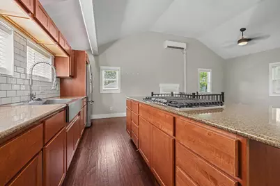 327 Lewis Street, Rockford, MI 49341 - Photo 13