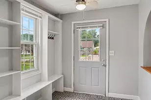 1528 Hamelink Dr, Portage, MI 49002 - Photo 9