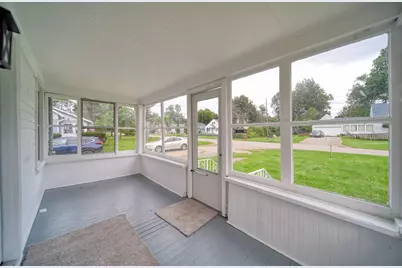 836 Concord Boulevard, Jackson, MI 49202 - Photo 5