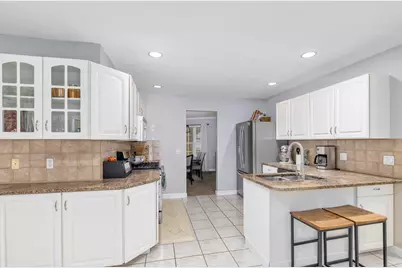 1106 Brookway Court, Norton Shores, MI 49441 - Photo 9