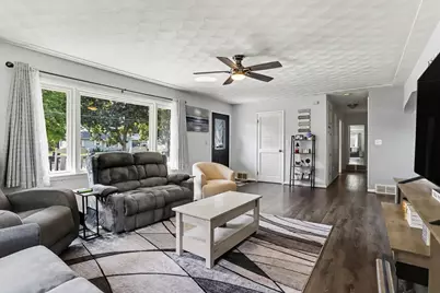 513 N Douglas Avenue, Three Rivers, MI 49093 - Photo 3