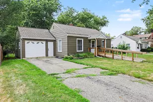 119 N 24th St, Battle Creek, MI 49015 - Photo 3