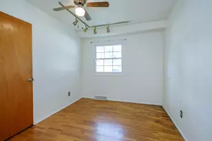 7133 Rockford St, Portage, MI 49024 - Photo 13