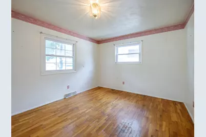7133 Rockford Street, Portage, MI 49024 - Photo 11