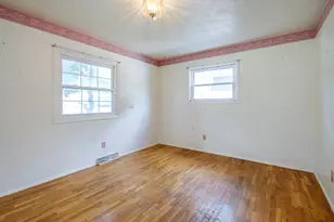 7133 Rockford St, Portage, MI 49024 - Photo 11