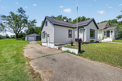2473 Longstreet Avenue SW, Wyoming, MI 49509 - Photo 1