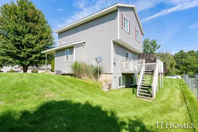 3519 Breezewood Drive SE, Kentwood, MI 49512 - Photo 25