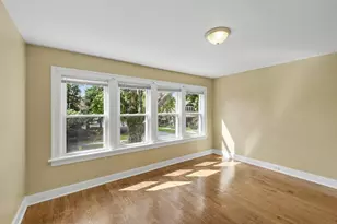 1057 12th St NW, Grand Rapids, MI 49504 - Photo 13