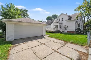 1057 12th St NW, Grand Rapids, MI 49504 - Photo 23