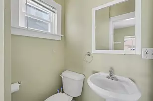1057 12th St NW, Grand Rapids, MI 49504 - Photo 11
