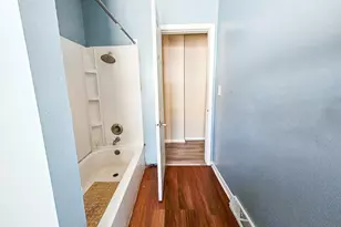 1803 N Clinton St, Saginaw, MI 48602 - Photo 13