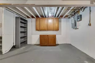 2484 Campbell Ct, Canton, MI 48188 - Photo 37