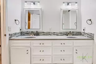 2074 Wolfboro Dr SE, Kentwood, MI 49508 - Photo 41