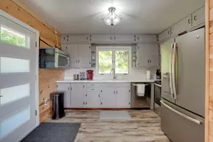 48873 Rush Lake Rd, Hartford, MI 49057 - Photo 7
