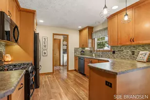 3633 Holiday Dr, Hamilton, MI 49419 - Photo 15
