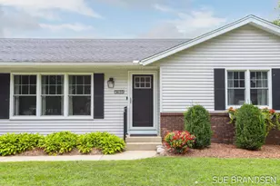 3633 Holiday Dr, Hamilton, MI 49419 - Photo 7
