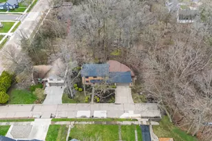 703 Comings Ave, Saint Joseph, MI 49085 - Photo 41