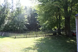 1807 W River Rd, Muskegon, MI 49445 - Photo 5