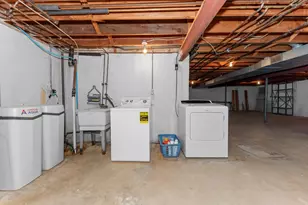 6607 Fleming Creek Dr, Ypsilanti, MI 48198 - Photo 27