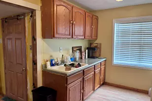 601 N Prospect St, Sturgis, MI 49091 - Photo 5