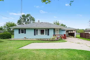 56346 M-51 S, Dowagiac, MI 49047 - Photo 1