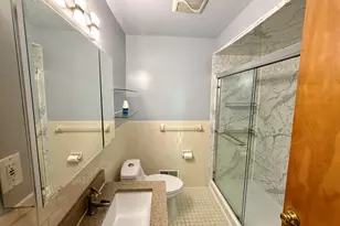 9062 Woodring St, Livonia, MI 48150 - Photo 7