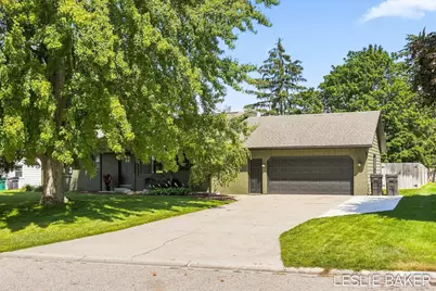 2666 Gay Paree Drive, Zeeland, MI 49464 - Photo 41