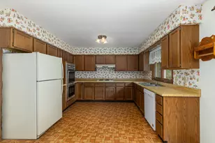 5978 Watson Rd, Eau Claire, MI 49111 - Photo 7