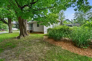 326 Beech St, Freeport, MI 49325 - Photo 25