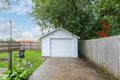 33 S State Street, Zeeland, MI 49464 - Photo 17