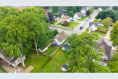 33 S State Street, Zeeland, MI 49464 - Photo 19