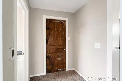 900 Fountain Street NE, Grand Rapids, MI 49503 - Photo 17