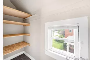 900 Fountain St NE, Grand Rapids, MI 49503 - Photo 29