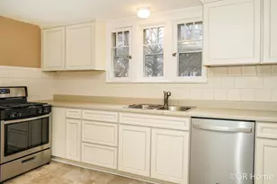 900 Fountain St NE, Grand Rapids, MI 49503 - Photo 5
