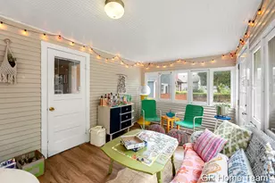 900 Fountain St NE, Grand Rapids, MI 49503 - Photo 43