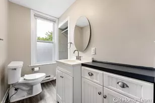 900 Fountain St NE, Grand Rapids, MI 49503 - Photo 13